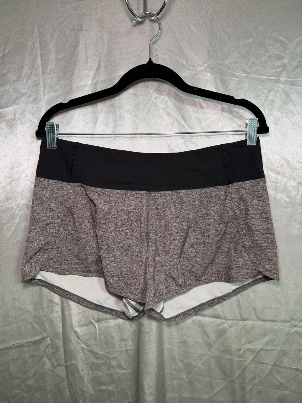 Lululemon Hottie Hot Shorts Grey Athletic Workout Size 10